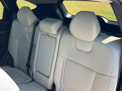 Used 2023 Hyundai Tucson Limited image 33