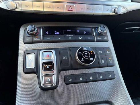 Used 2022 Hyundai Palisade Calligraphy image 25