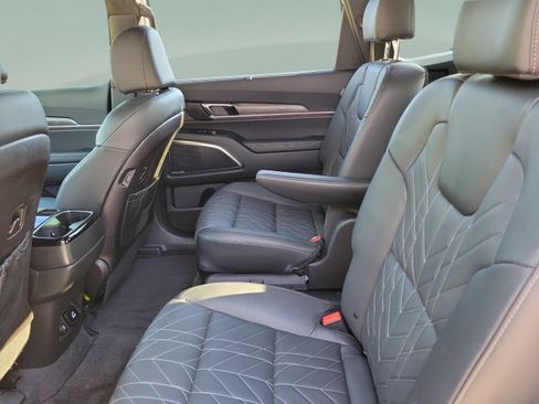 Certified 2025 Kia Telluride SX Prestige X-Line AWD/4WD image 7