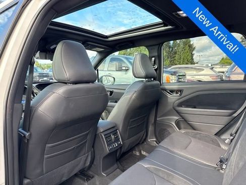 Used 2025 Subaru Forester Touring AWD/4WD image 12