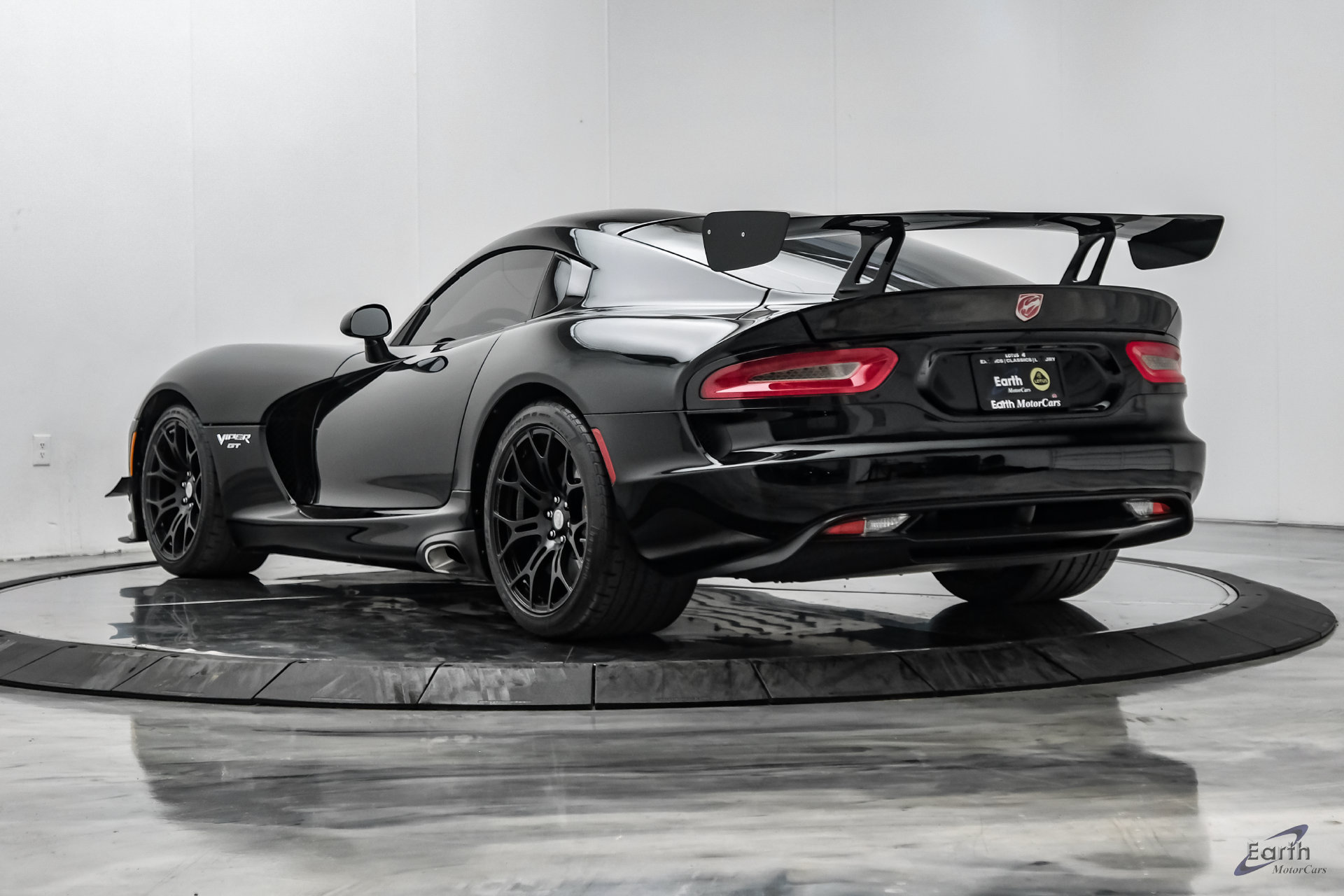 Used 2017 Dodge Viper GTC w/ Time Attack Group 2.0 RWD image 12