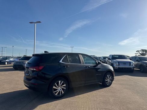 Used 2023 Chevrolet Equinox LT FWD image 18