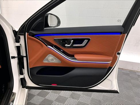 Certified 2023 Mercedes-Benz S 580 4MATIC Sedan image 25