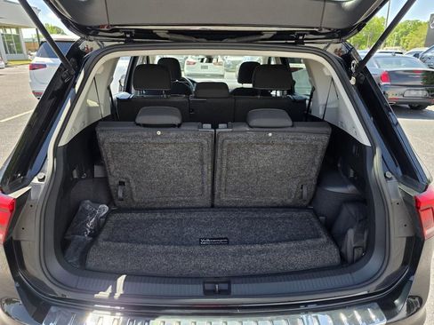 Used 2023 Volkswagen Tiguan S w/ Driver Assistance Package image 10