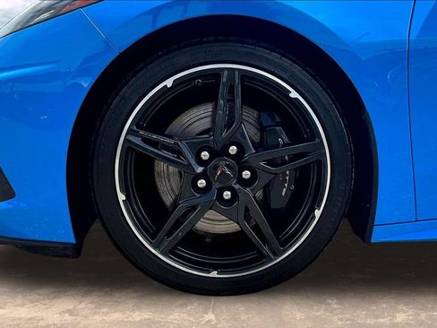 Used 2022 Chevrolet Corvette Stingray Preferred Cpe w/ Z51 Performance Package RWD image 34