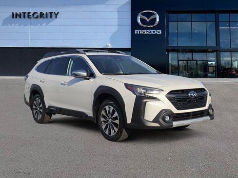 Used 2024 Subaru Outback Touring XT AWD/4WD image 1