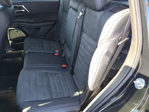 New 2026 Mitsubishi Outlander SE FWD image 20