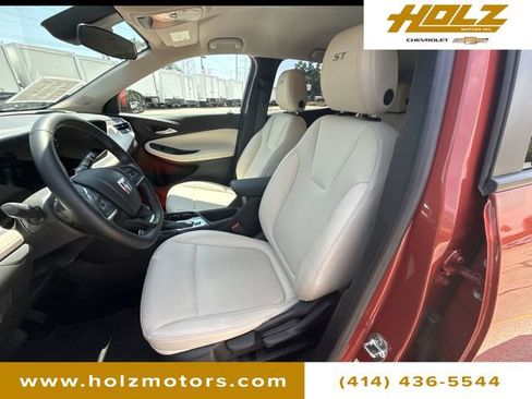 Used 2024 Buick Encore GX Sport Touring AWD/4WD image 18