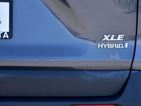 Certified 2024 Toyota RAV4 XLE AWD/4WD image 10