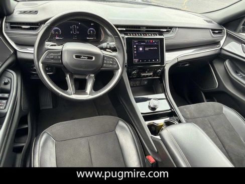 Used 2021 Jeep Grand Cherokee L Laredo AWD/4WD image 22