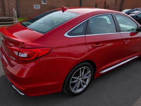 Used 2017 Hyundai Sonata Sport 2.0T FWD image 10