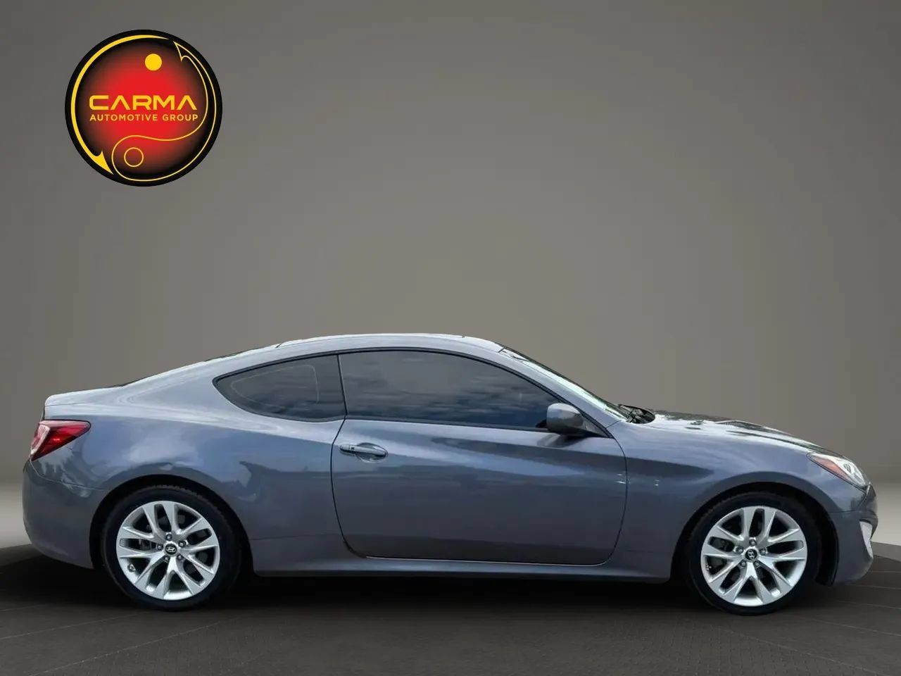 Used 2013 Hyundai Genesis 2.0T RWD image 6