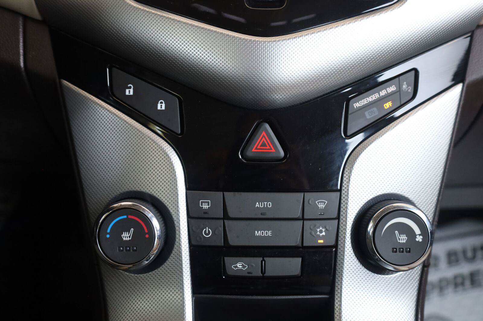 Used 2014 Chevrolet Cruze LTZ w/ Sun, Sound and Sport Package FWD image 39