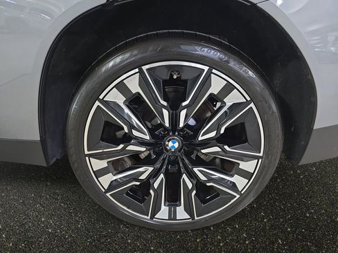 Used 2025 BMW X3 xDrive30i w/ Premium Package image 32