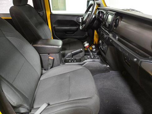 Used 2019 Jeep Wrangler Sport AWD/4WD image 41
