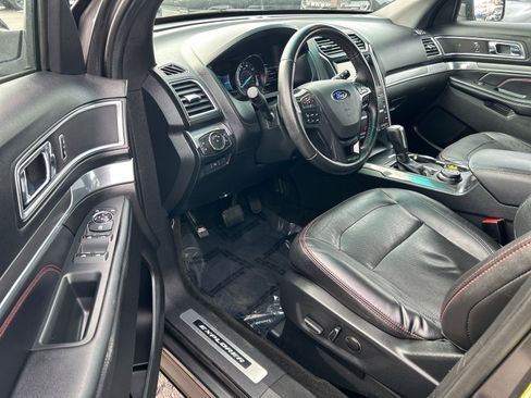 Used 2016 Ford Explorer Sport image 5