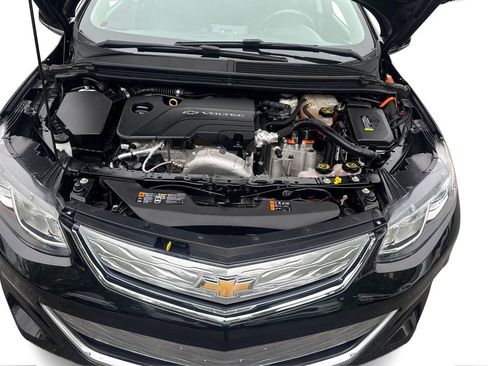Used 2018 Chevrolet Volt LT w/ Comfort Package FWD image 22