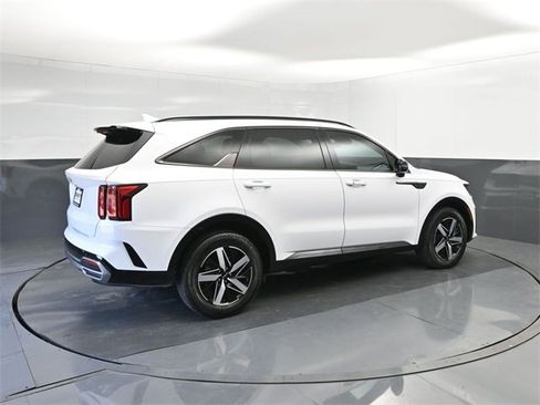 Used 2023 Kia Sorento S w/ Panoramic Sunroof Package image 15