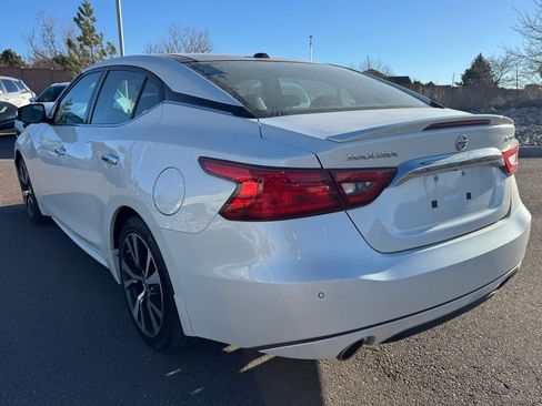 Used 2017 Nissan Maxima Platinum w/ Interior Lighting Package image 4