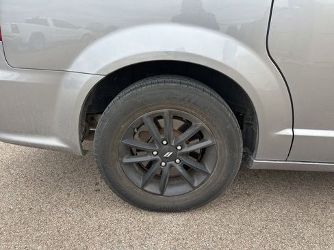 Used 2019 Dodge Grand Caravan GT image 10