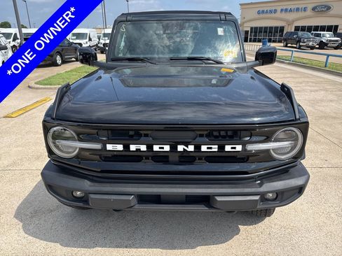 Used 2023 Ford Bronco Outer Banks image 2