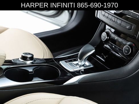 Used 2018 INFINITI QX30 AWD image 69