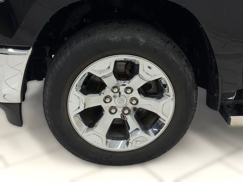 Used 2023 RAM 1500 Big Horn AWD/4WD image 11