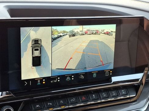 Used 2023 Chevrolet Silverado 1500 ZR2 w/ Technology Package image 20