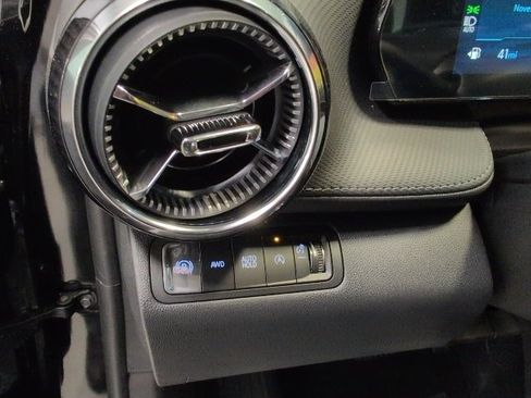 New 2026 Chevrolet Equinox LT w/ Convenience Package II image 16