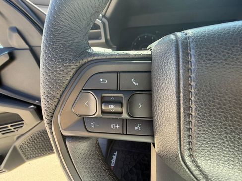 Certified 2025 Toyota Tacoma TRD Pro AWD/4WD image 9
