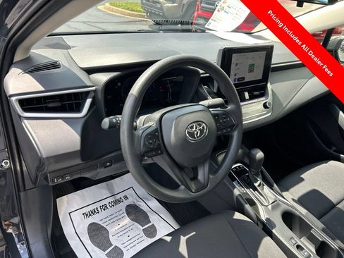 Used 2026 Toyota Corolla LE FWD image 3