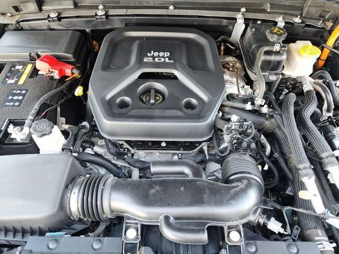 Used 2023 Jeep Wrangler Unlimited Rubicon 4xe w/ Steel Bumper Group image 32