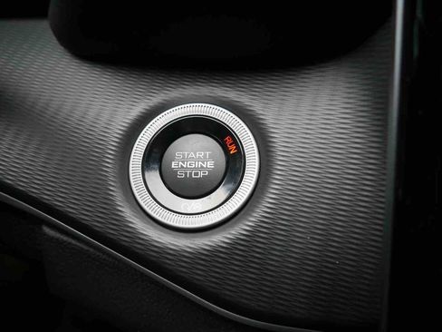 Used 2023 Jeep Grand Cherokee L Laredo image 30