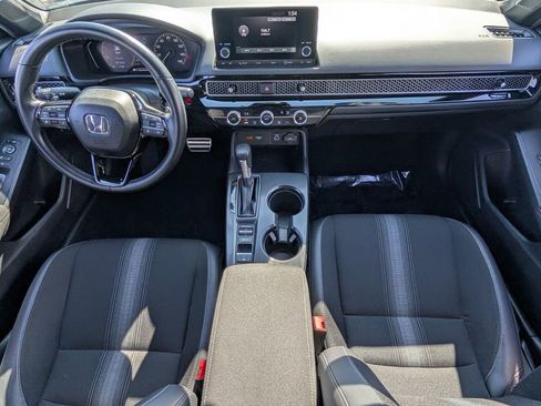 Used 2024 Honda Civic Sport image 9