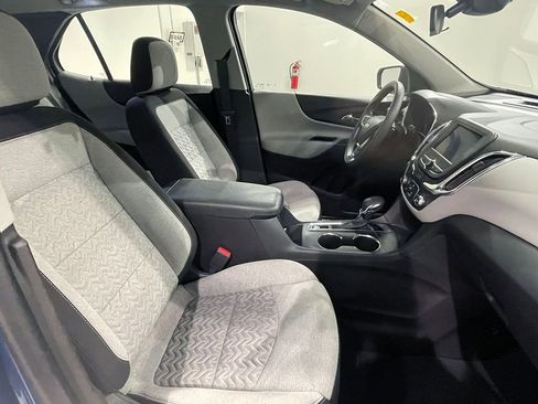 Used 2024 Chevrolet Equinox LS FWD image 25