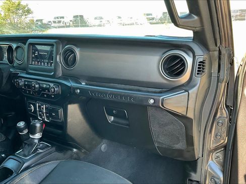 Used 2021 Jeep Wrangler Unlimited Sport image 16