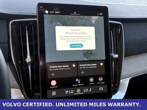 Certified 2025 Volvo XC90 B6 Plus image 24