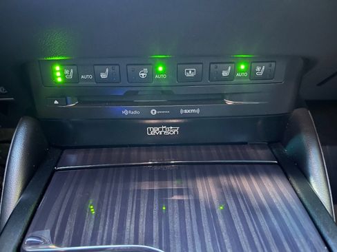 Used 2021 Lexus ES 300h w/ Accessory Package 2 image 28