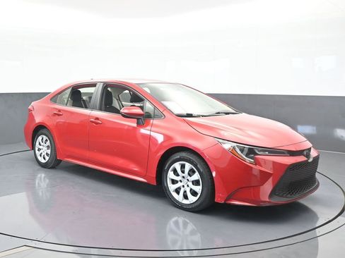 Used 2020 Toyota Corolla LE image 8