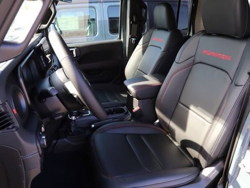 New 2026 Jeep Wrangler Unlimited Rubicon AWD/4WD image 15