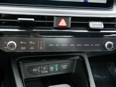 Used 2025 Kia K5 GT-Line AWD/4WD image 21