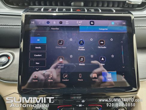 New 2025 Jeep Grand Cherokee Limited w/ Black Appearance Package image 55