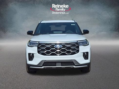 New 2026 Ford Explorer Platinum w/ LUX Leather Package AWD/4WD image 2