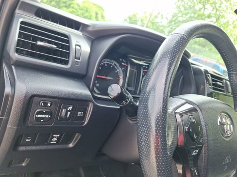 Used 2020 Toyota 4Runner TRD Pro AWD/4WD image 18