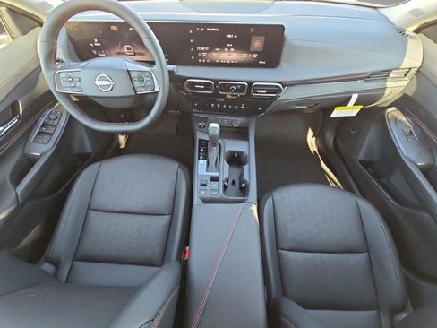 New 2026 Nissan Sentra SR FWD image 20