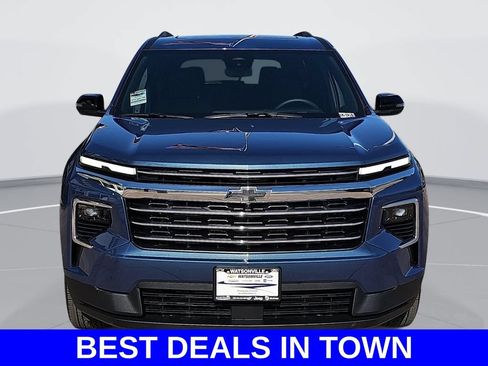 New 2026 Chevrolet Traverse LT FWD image 8
