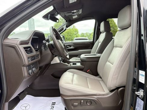 Used 2024 Chevrolet Tahoe LT RWD image 11