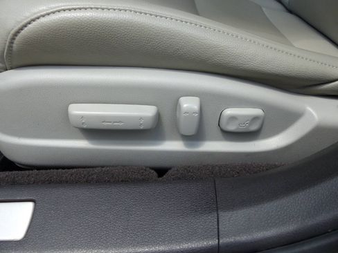 Used 2020 Acura TLX FWD image 22