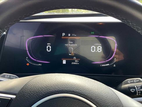 Used 2023 Kia Sportage EX image 19