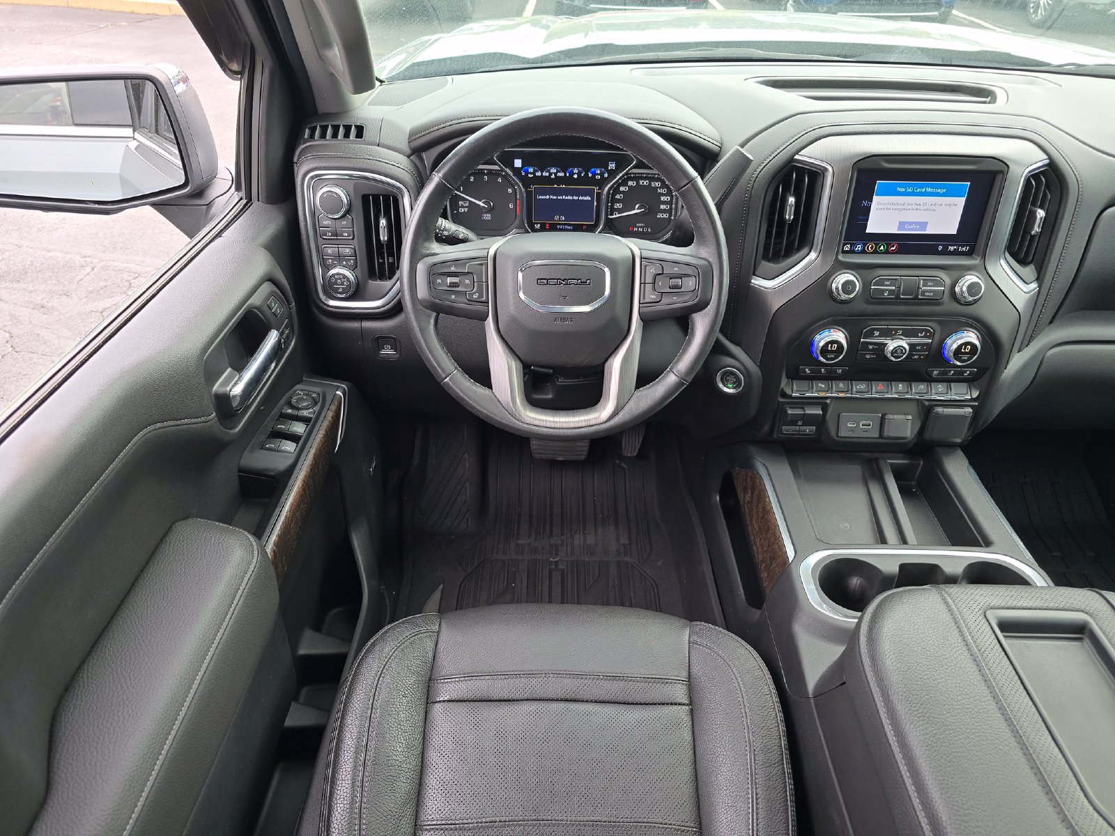 Used 2019 GMC Sierra 1500 Denali w/ Trailer Camera Package AWD/4WD image 18